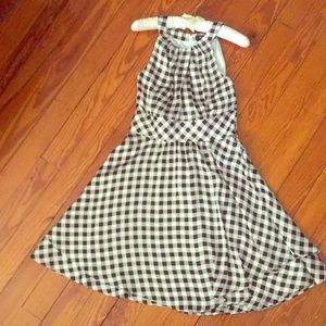 White House Black Market flirty dress